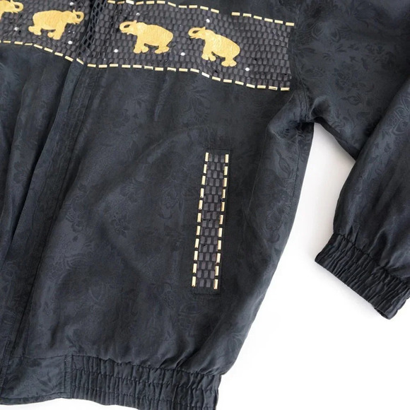 Vintage  Shiy Black with Gold Elephant 100% Silk Jacket Med - Picture 6 of 12